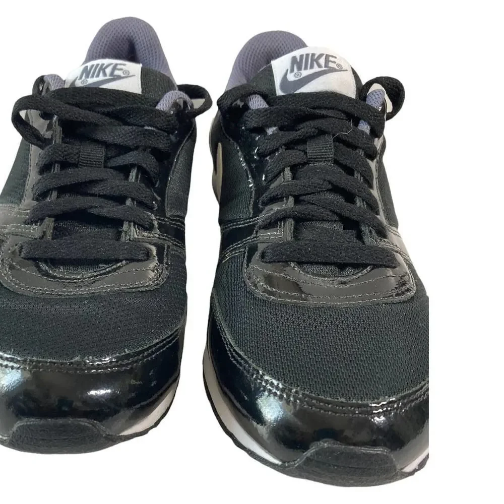 Nike Tanjun Running Shoes